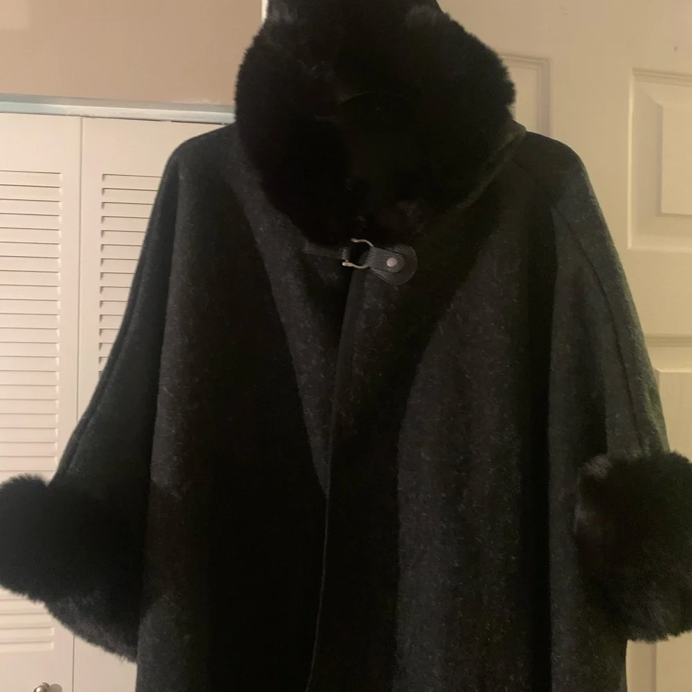 CARDIGAN GRAY SHAWL HOODIE. - Picture 8 of 12